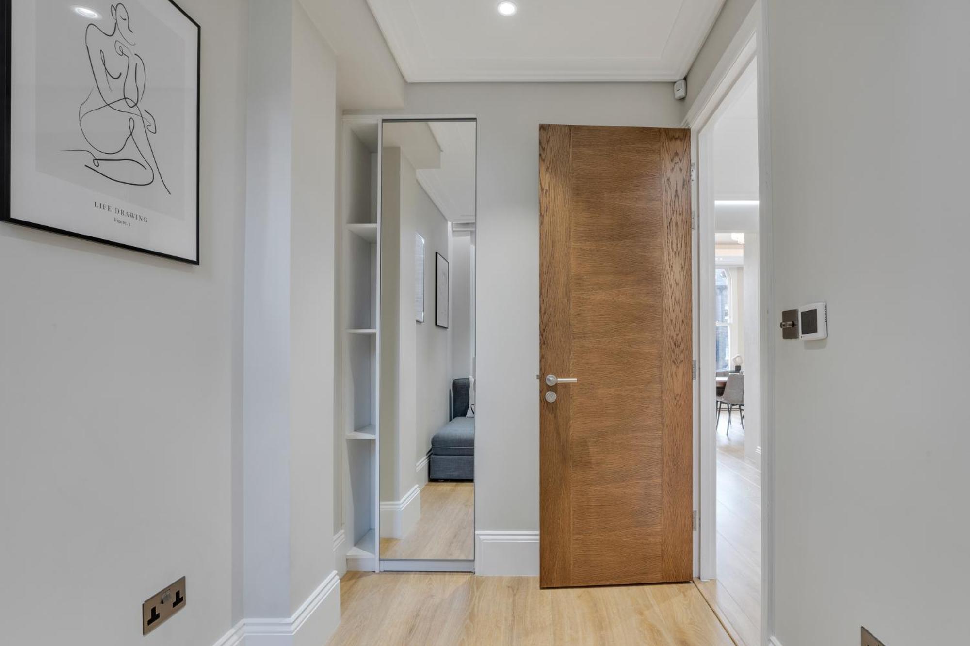 Luxlet - Heart Of Hampstead, Londen