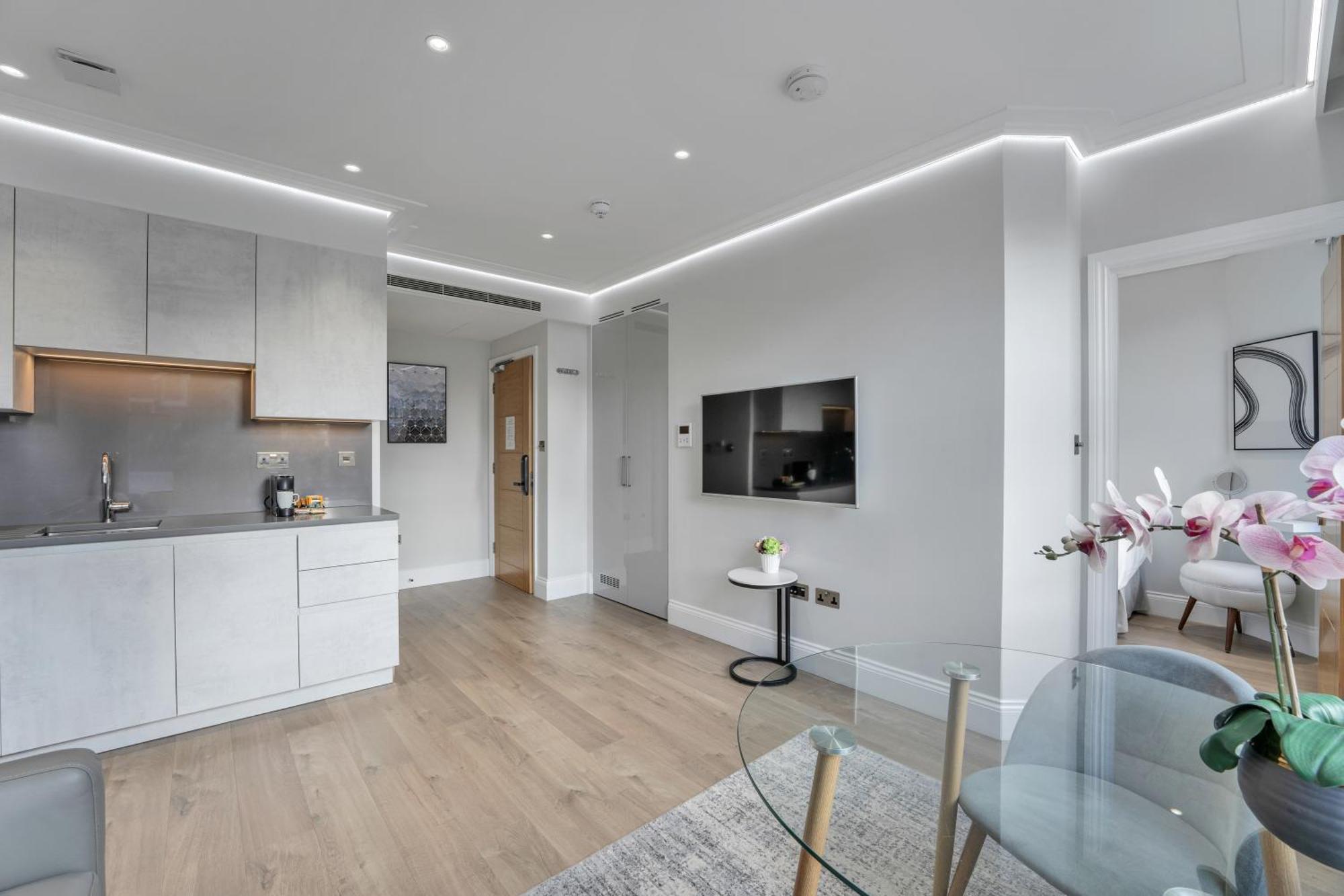 Luxlet - Heart Of Hampstead, Londen